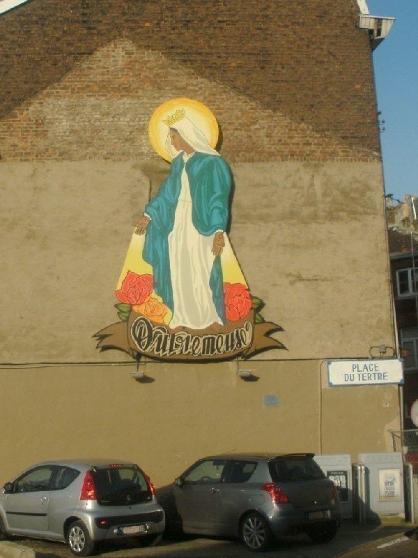 PHOTO 107