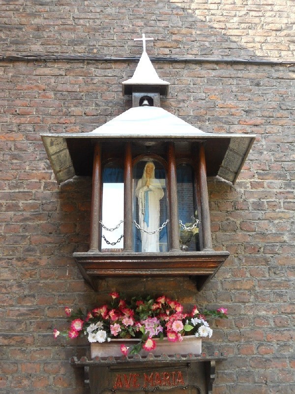 PHOTO 74